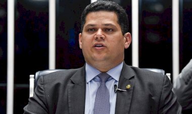 TRE proíbe divulgação de fake news sobre Davi Alcolumbre e estabelece multa de R$ 1 mil por conteúdo, em caso de descumprimento