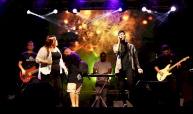 Festival de Cultura Gospel com apoio da Prefeitura de  Santana reúne dezenas de fiéis na 1ª noite do evento