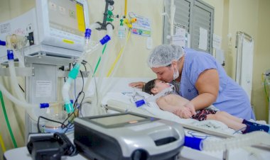 Governador Clécio Luís, entrega respiradores mecânicos para tratamento domiciliar de crianças do HCA