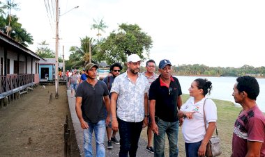 Governador Clécio leva toda estrutura do governo para  ajudar as famílias do Bailique, enquanto, Furlan gasta fortuna em  artistas caros e de fora