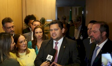 Junto a lideranças do Amapá, Alcolumbre trabalha para impedir reajuste de mais de 40% na conta de luz do amapaense