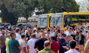 Por culpa do Prefeito  Furlan, população de Macapá acumula prejuízos com a falta de ônibus na cidade