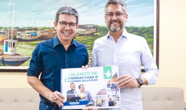 Randolfe entrega ao Governador Clécio balanço de investimentos de R$118 milhões para o Amapá