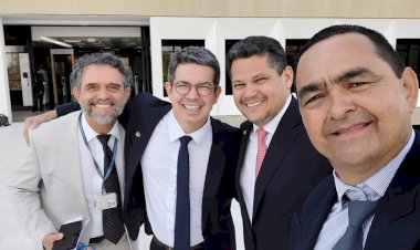 Randolfe e Davi comemoram a decisão do TCU que confirma a Transposição aos servidores da EMDESUR