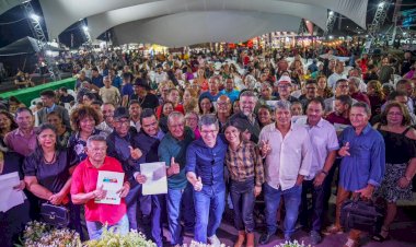 Transposição: senador Randolfe comemora decisão da Justiça que garante admissão do grupo 992 ao quadro da União