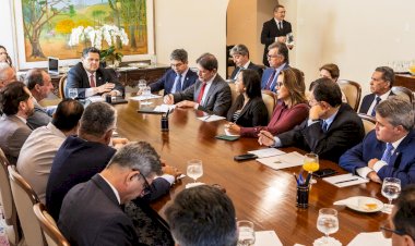 Davi conduz primeira reunião de líderes do Senado