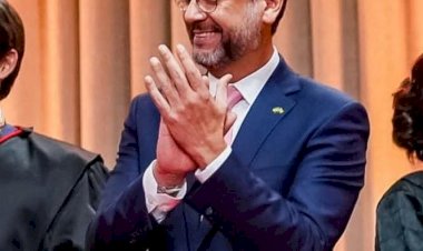 Governador Clécio Luís garante reajuste salarial para todos os profissionais da educação