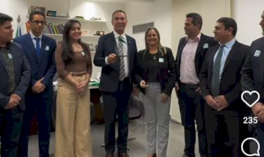 Senador Lucas Barreto é homenageado pelo IFAP por apoio à educação