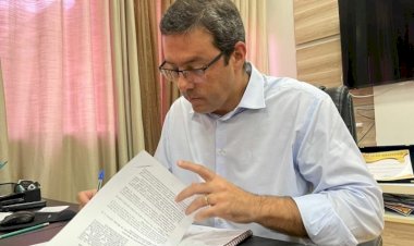 Prefeito é notificado pela Comissão Processante da Câmara de Vereadores e tem dez dias para apresentar defesa prévia