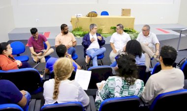 Senador Randolfe e deputado Dorinaldo articulam ações para restaurar bonificação regional da UNIFAP