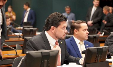 PEC 47 é aprovada na CCJ e avanço histórico tem atuação decisiva de Acácio Favacho