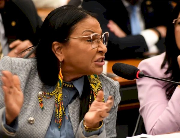 Povo Waiãpi comemora: Silvia Nobre poderá não ser mais candidata à Deputada Federal pelo Amapá