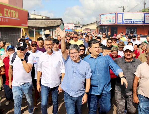 Hoje Santana abre a janela para o Rio”, comemorou o senador Randolfe durante a entrega do novo “Porto do Povo de Santana