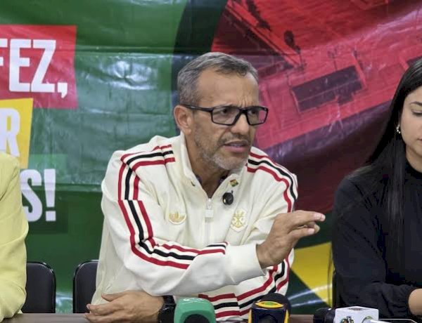 Prefeito Dalua entrega à PF relatório que aponta milícia digital de Furlan