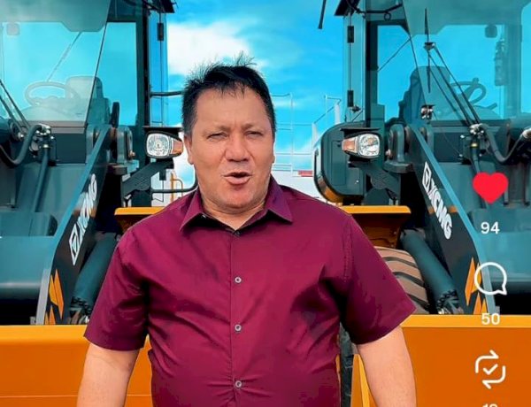 Com articulação do Prefeito Bala Rocha: O secretário Nildo Rodrigues recebeu dois novos tratores para reforçar a agricultura de Santana