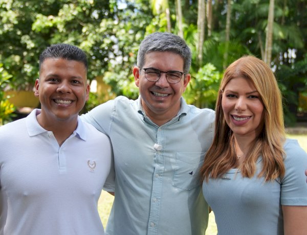Eleições: Randolfe apresenta Gabriel Andrade como primeiro suplente ao Senado na chapa com Jessyca Aguiar