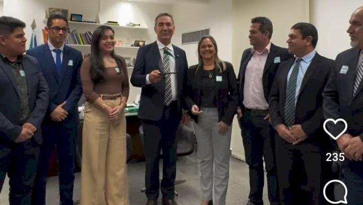 Senador Lucas Barreto é homenageado pelo IFAP por apoio à educação