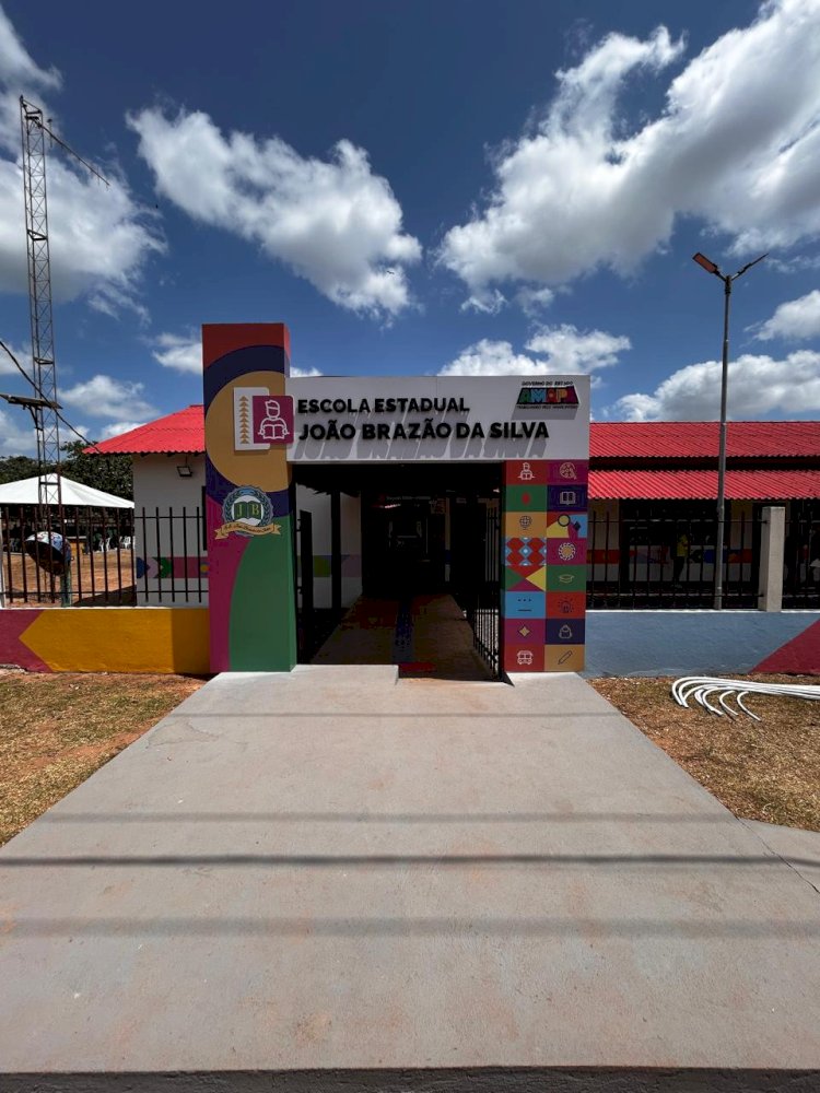 Governo Clécio Luís entrega reforma da Escola Estadual João Brazão da Silva na região do Aporema
