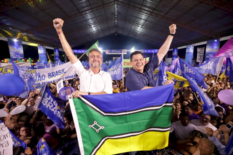 Clécio oficializa filiação ao União Brasil em grande ato partidário no Amapá