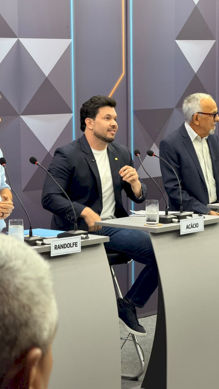 Acácio Favacho destaca articulação, propostas e resultados durante debate na Rede Amazônica