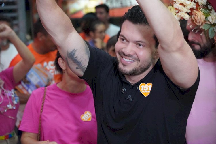 Acácio Favacho dispara nas pesquisas e chega à véspera da eleição empatado na liderança para o Senado